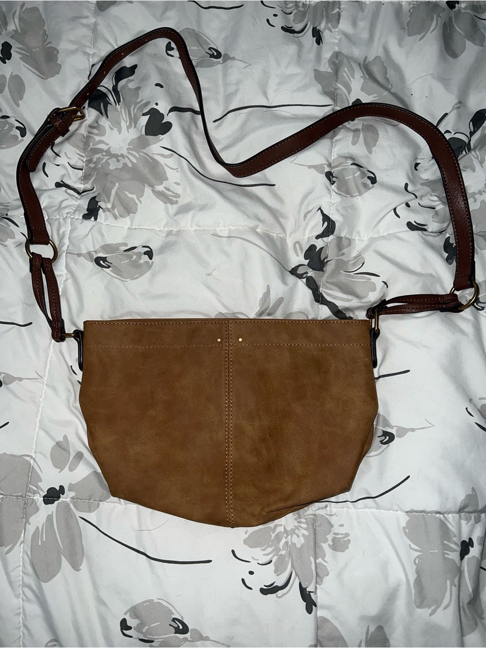 Market & Spruce Brown Tan Crossbody Bag with Adjustable Strap